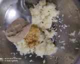 व्हेज मंचुरियन (Veg Manchurian Recipe In Marathi) रेसिपी स्टेप 2 फोटो 