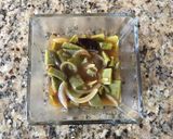 Foto del paso 3 de la receta: Nopales con chile ancho