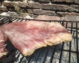 Foto del paso 1 de la receta: Matambre a la pizza a la parrilla con papas fritas