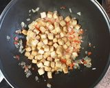 A picture of step 4 of Surinamese Fried Rice.