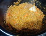 Foto del paso 4 de la receta: Lentejas con salchichas de pollo