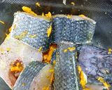 Hình bước làm 1 của món Cá lóc um chuối xanh