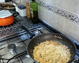 Foto del paso 5 de la receta: Berenjenas con carne, verduras, roquefort y bechamel gratinada