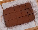 A picture of step 6 of Nama Chocolate.
