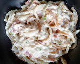 Foto del paso 3 de la receta: Espaguetis con Atún en salsa de mostaza y queso