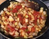 Une image de l'étape 8 de Tarte bonhomme » au céleri branche,tomates, mozzarella,oignon de roscoff et poivre vert frais.