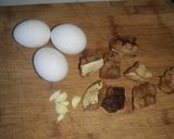 Foto del paso 1 de la receta: Omelette con empellas de cerdo