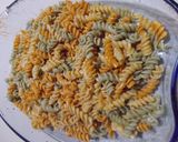 Foto del paso 1 de la receta: Ensalada de pastas #cocinadeverano