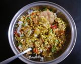 A picture of step 5 of Samosa Bhel.