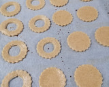 Foto del paso 6 de la receta: Galletas de avena rellenas de crema pastelera sin azúcar