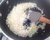 Foto del passaggio 2 della ricetta Risotto con salsa d'arancia e gorgonzola