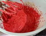 Foto del paso 3 de la receta: Budín Red Velvet con chips de chocolate