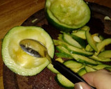 Foto del paso 1 de la receta: Zapallitos salteados con huevo