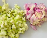 Hình bước làm 2 của món Cơm chiên thập cẩm