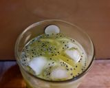 Foto langkah ke 4 dari resep Es Kuwut Kelapa Muda dan Melon.