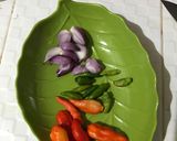 Foto langkah ke 1 dari resep Sambal bawang Bu Rudi khas Surabaya.