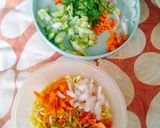 A picture of step 2 of Kara pori chaat (Crunchy and Flavorful Evening Snacks).