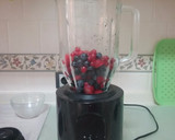 Foto del paso 2 de la receta: Smoothie de frutos rojos