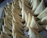 A picture of step 1 of Samosas.