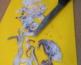 Foto del paso 3 de la receta: Chipirones del cantábrico rellenos en su tinta a la bilbaina