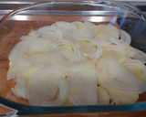 Foto del paso 2 de la receta: Bacalao al horno, con patatas y cebolla