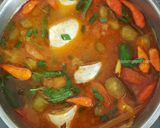 Foto langkah ke 5 dari resep Sup Ikan Patin Kuah Asam (Seger pake banget! 😋).