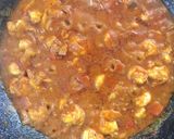 A picture of step 3 of Prawn gravy.