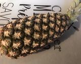 Une image de l'étape 1 de Salade d'ananas à l'orange sanguine et menthe fraîche.
