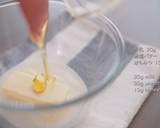 Christmas Strawberry and White Chocolate Mousse CakeRecipe video recipe step 2 photo