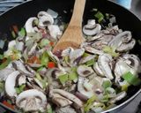 Foto del paso 2 de la receta: Pollo al puerro