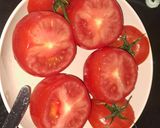 Foto del passaggio 2 della ricetta Pomodori farciti, freschi e profumati🍅🍚🌿
