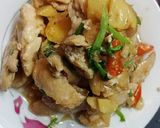Hình bước làm 6 của món Gà xào thơm cay