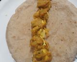 A picture of step 5 of Paneer wrap.