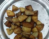 A picture of step 3 of Instant Aloo chaat.
