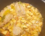Foto del paso 5 de la receta: Lomo de cerdo con vegetales en salsa suave de vino y cúrcuma