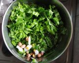  पालक गरगटी/ मुद्दा भाजी (paalak gargatti recipes in marathi) रेसिपी स्टेप 1 फोटो 