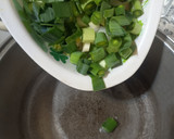 Foto del paso 5 de la receta: Sopa Cremosa de Puerro y Papa con Emulsión Picosa