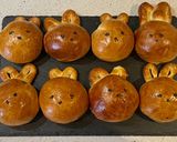 A picture of step 9 of Easter bunny milk rolls with red bean.