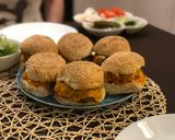 A picture of step 7 of Homemade Mini Cheeseburgers.