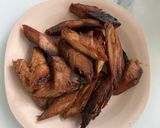 Foto langkah ke 2 dari resep Tumis tongkol cabai hijau.