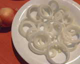 Foto del paso 1 de la receta: Aros de cebolla en freidora de aire 🧅