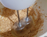 Foto del paso 2 de la receta: Budín inglés Económico (con corazón de Dulce de leche y chispas)
