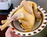 Hình bước làm 4 của món Gà hấp không cần nước, thơm ngọt thịt