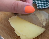 Foto del paso 1 de la receta: Ensalada de patatas con melva o "papas aliñás"