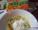 Foto langkah ke 2 dari resep Dadar kentang sayur.