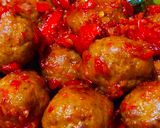 Foto langkah ke 4 dari resep Balado Bola-Bola Daging.