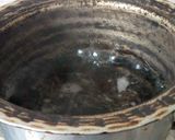 A picture of step 1 of Namkeen Tea.