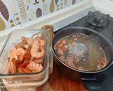 A picture of step 4 of Super Easy and Quick Drunken Shrimp.