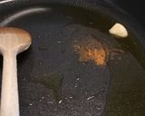 A picture of step 1 of Spaghetti aglio olio e peperoncino with a twist.
