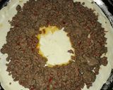 Foto del paso 2 de la receta: Tarta de carne con jamón y queso